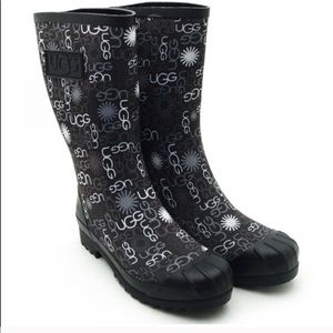 {UGG} HTF SIGNATURE RAINBOOTS